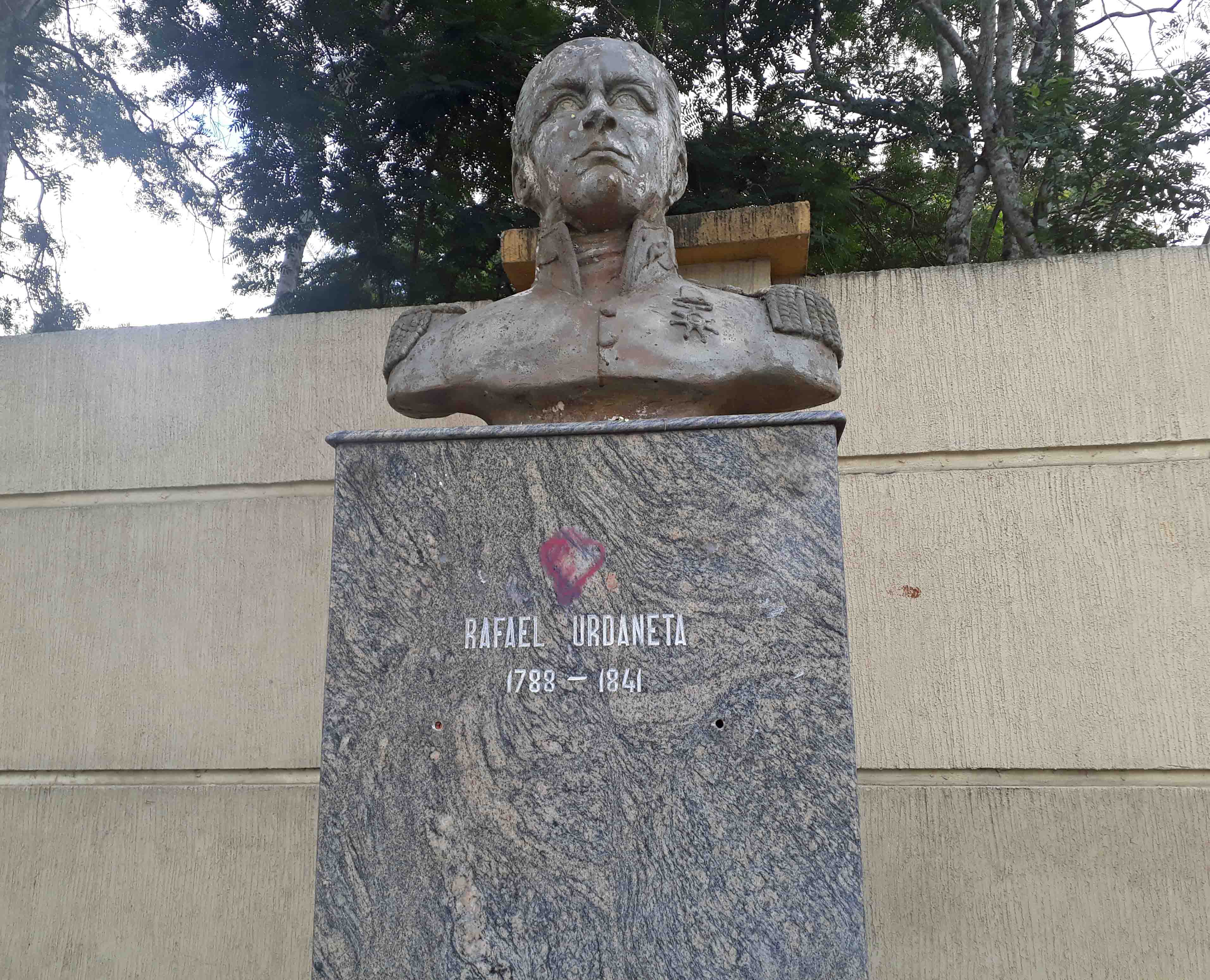 El busto de Rafael Urdaneta es uno de los tres que quedan en el Paseo de Los Próceres, Av. Raúl Leoni de Maturín, Monagas. Foto Jesymar Añez, 12-11-18.