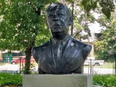Busto de Enrique Bernardo Núñez