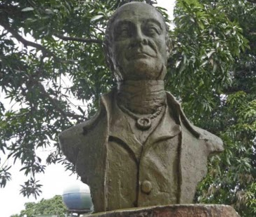 Busto de Andrés Bello